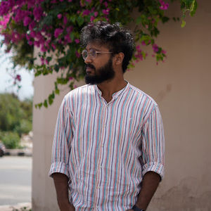 Meet your Posher, Jins